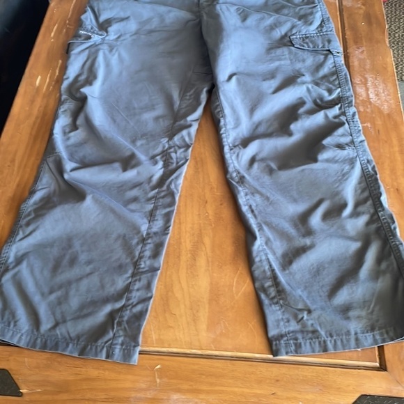 Columbia Titanium Nylon cargo Pants Size 38 - Picture 3 of 12